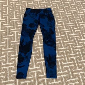 Lululemon Blue Floral Leggings